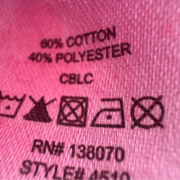 Heritage Pink Crew Neck Sweatshirt with "Outer Banks" Print Size Medium NWT - Picture 5 of 7